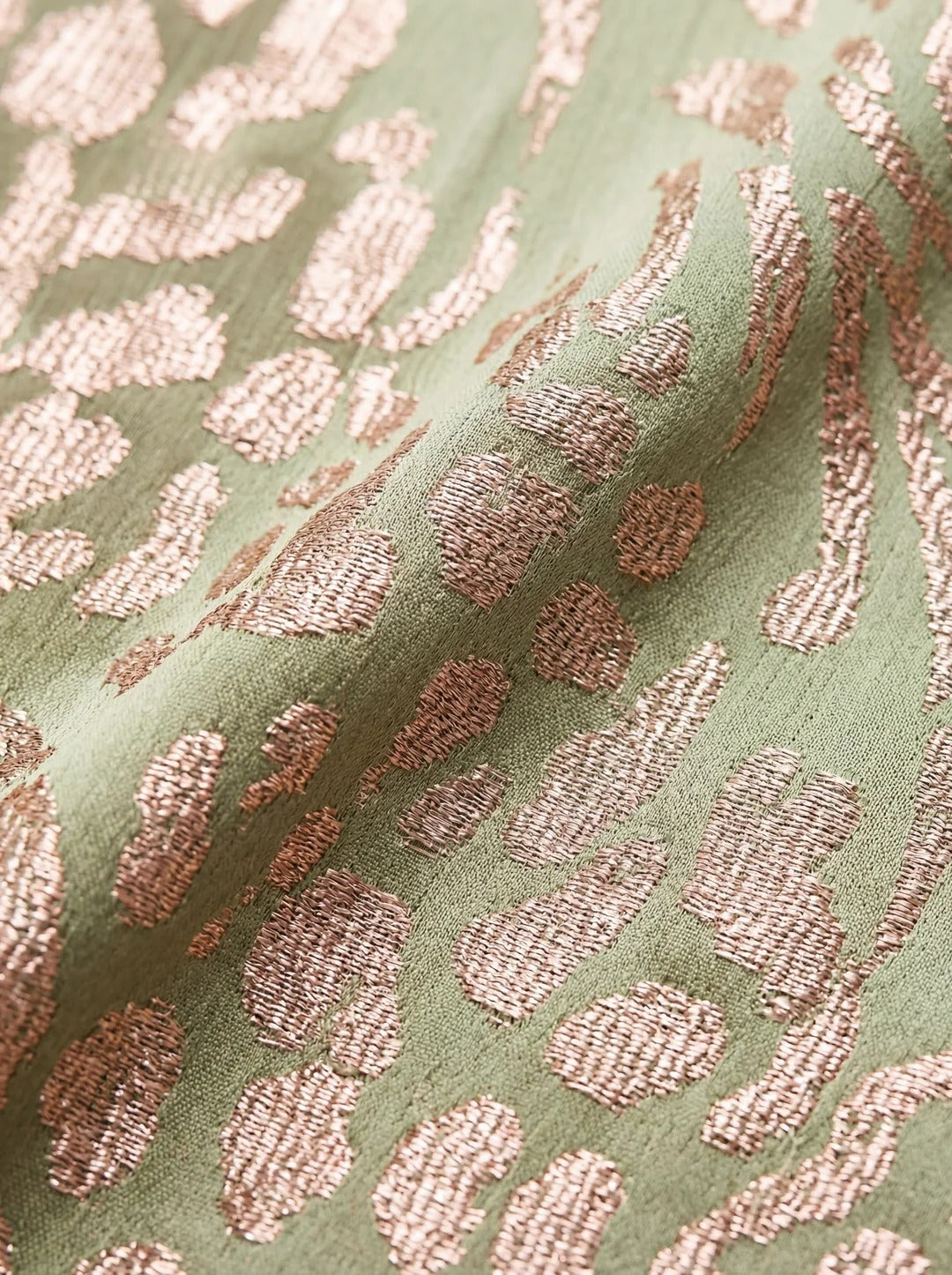 Julia - Vestido Elegante de Tejido Ligero