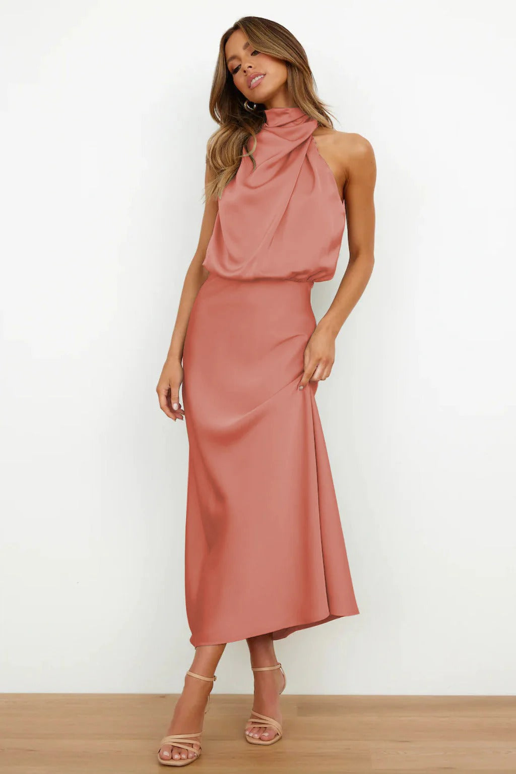 Vera – Vestido Drapé Halter