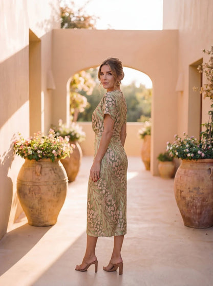 Julia - Vestido Elegante de Tejido Ligero